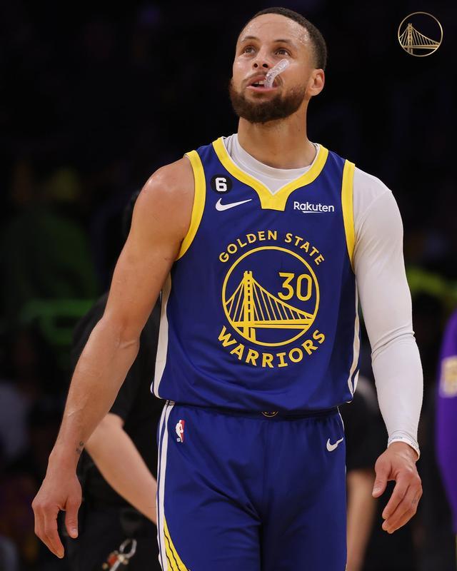 鼓舞队友 鼓舞队友