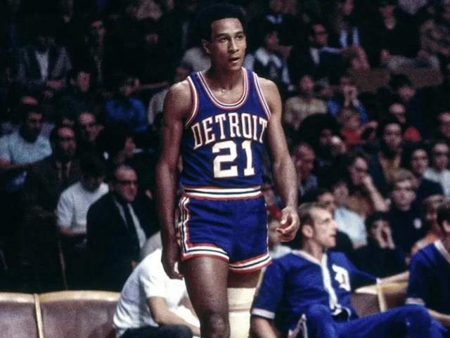 攻更加富有 攻更加富有